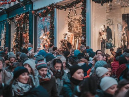 "Comment tirer parti des ventes flash pour des achats malins cette saison ?"